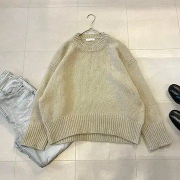 23AW GALERIEVIE 파인 울 크루넥 풀오버 일본제