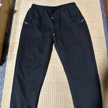 블랙 속기모 조거 팬츠