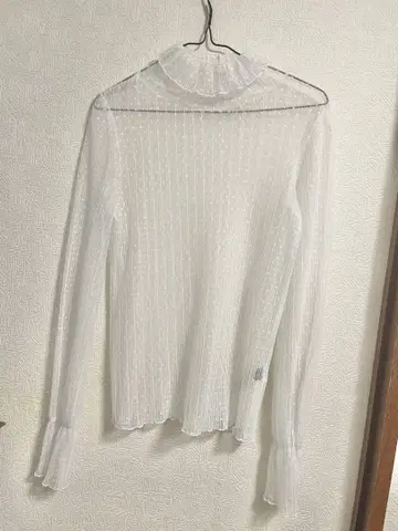 OZZ ONESTE 화이트 시어 이너 긴팔 상의