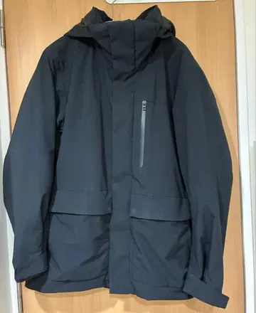 유니클로 하이브리드 다운 후드티 M 블랙