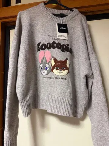 주토피아 주디&닉 니트 다크 베이지