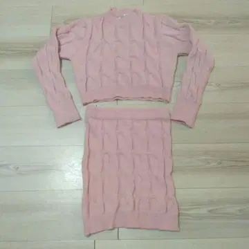 핑크 니트 미니 스커트