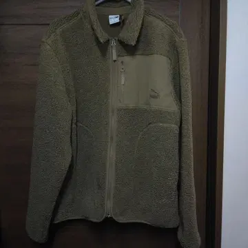 [ 컨디션 최상 ] PUMA 플리스 자켓 M