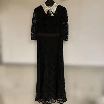 [ 새상품 ] Leja 블랙 레이스 드레스 긴팔 카라 부착