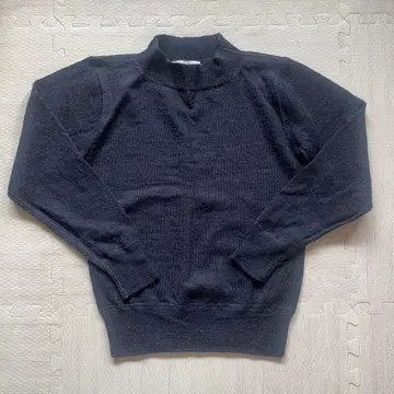 MHL. 네이비 세미 하이넥 스웨터 사이즈 2