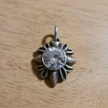 실버 925 태양형 펜던트