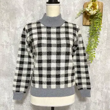 [ embody town's ] 하이넥 니트 깅엄 체크 모헤어 울 혼방