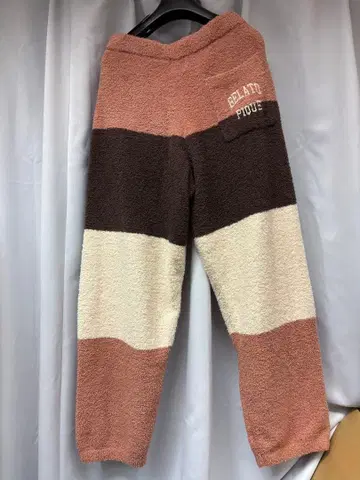 새상품 젤라피케 베비모코 블록 보더 룸웨어 M 핑크 남녀 공용