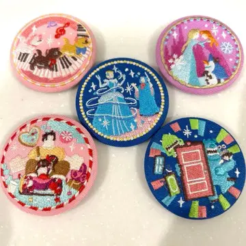 디즈니 자수 캔뱃지 5개 세트