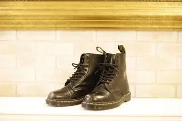 Dr.Martens 1460 Pascal Italian BrushBoot