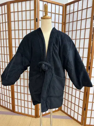 기간 한정 할인 한텐 반텐 따뜻한 무지 미사용 새상품 블랙