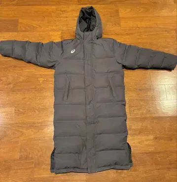 ASICS 후드 부착 롱 다운 자켓 블랙