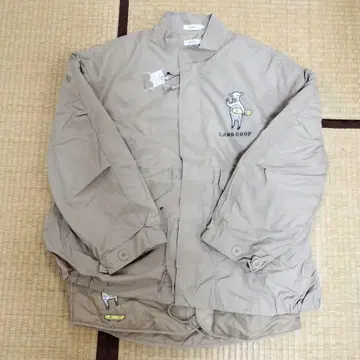 라무 초프 스케이트 숏 모즈 코트 graniph