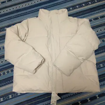 UNIQLO XL 화이트 다운 자켓