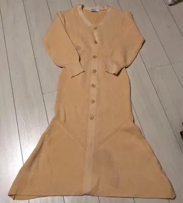 dazzlin 베이지 니트 롱 원피스