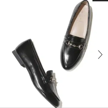 ROPE' PICNIC 링크 에나멜 비트 플랫 로퍼