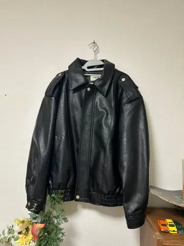 SLY ( THROW ) 가죽 자켓 / 아우터