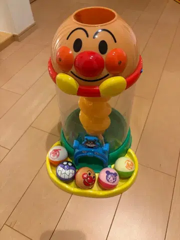 호빵맨 쥐고! 떨어뜨리고! 빛나는 굴러가는 타워 굴굴 타워