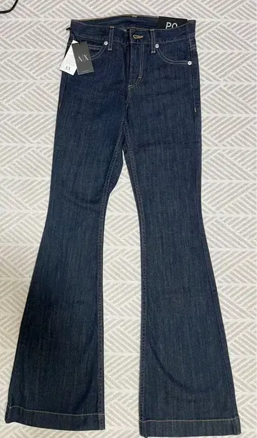 새상품! Armani Exchange J70 스키니 플레어 데님