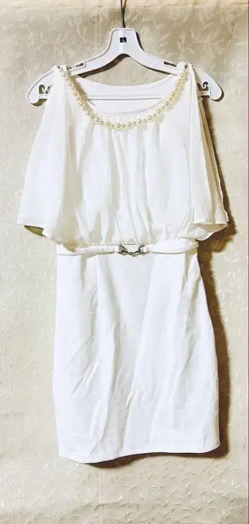 dazzy 화이트 블랙 슬리브리스 원피스 M 2세트