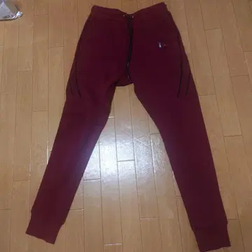 HERA|HERO 버건디 조거 팬츠 S 사이즈