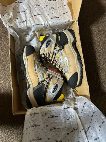 trezera 등산화 베이지