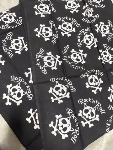 사이토 카즈요시 로큰롤 해골캣 프린트 천 블랙 투어 굿즈