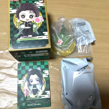 귀멸의 칼날 POP MART 팝마트 탄생화 코쵸우 시노부