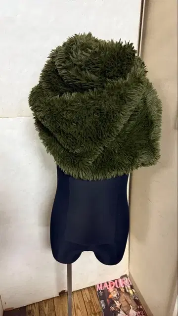 묶음 외 가격 인하 불가 그리머랩 스톨 모스그린 새상품급 스톨핀 포함