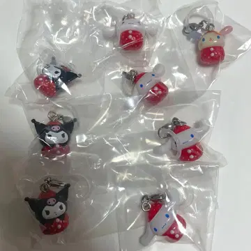 산리오 딸기 메지루시 액세서리 가챠가챠