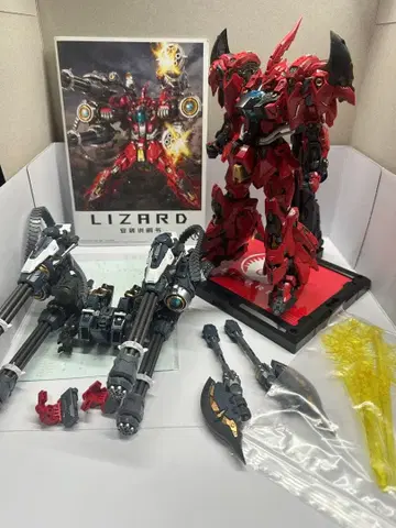 조립 완료 프라모델