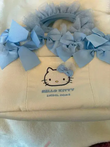 스나이델 홈 헬로키티 프릴 백