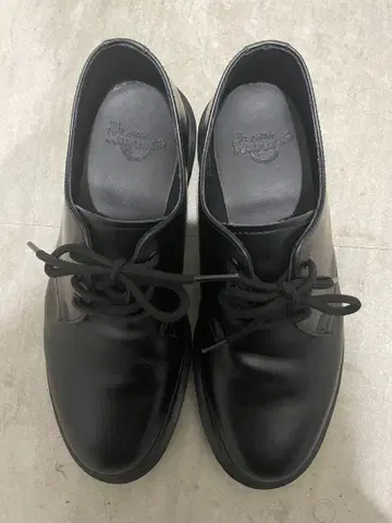 블랙 가죽 레이스업 슈즈