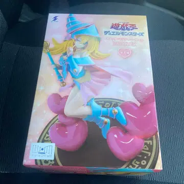 [ 미개봉 ] 유희왕 듀얼몬스터즈 블랙 매지션 걸 피규어