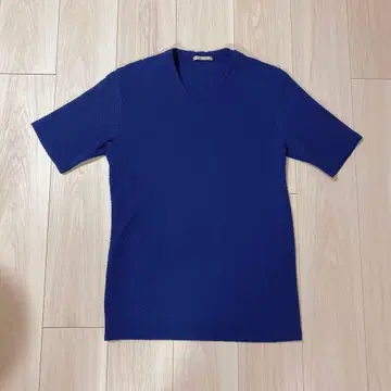 네이비 V넥 반팔 티셔츠 토네이도 마트