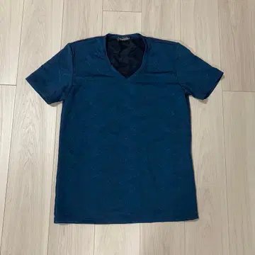 네이비 V넥 반팔 티셔츠 토네이도 마트