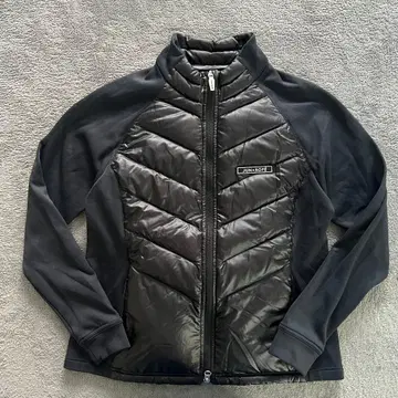 JUN&ROPE 준앤로페 절개 다운 자켓 골프 충전솜 블랙 계열