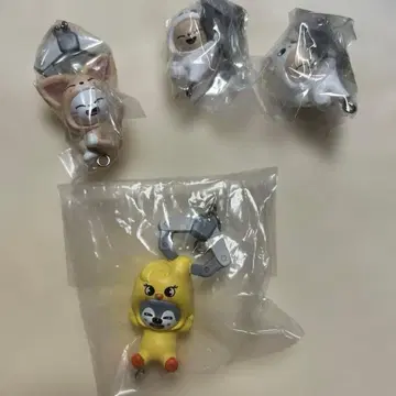 SKZOO 집어서 이어 가챠 울프 찬 지니 폭스