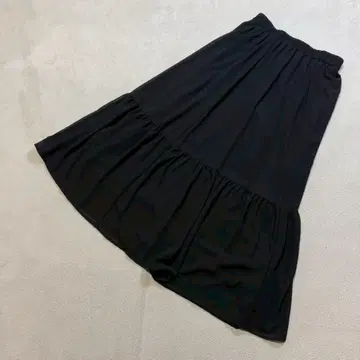 쿠튀르 브로치 쉬폰 플레어 스커트