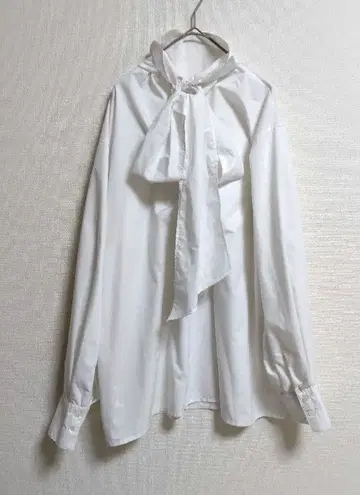 라운지 드레스 보타이 블라우스 화이트