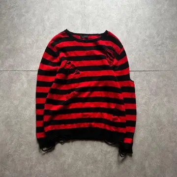 grunge damage boarder knit y2k black red