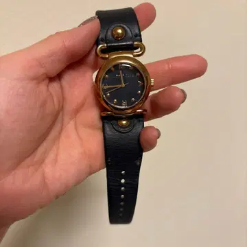 MARC JACOBS 아날로그 손목시계