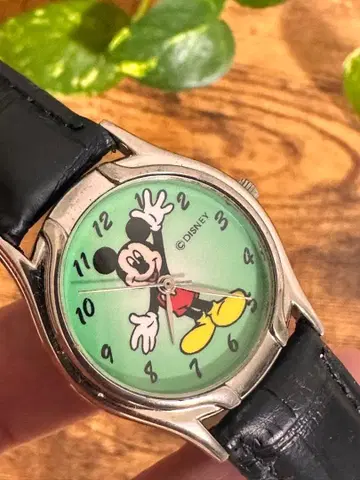 Disney 미키 손목시계