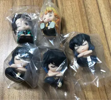 귀멸의 칼날 어깨 쿵 탄지로 젠이츠 이노스케