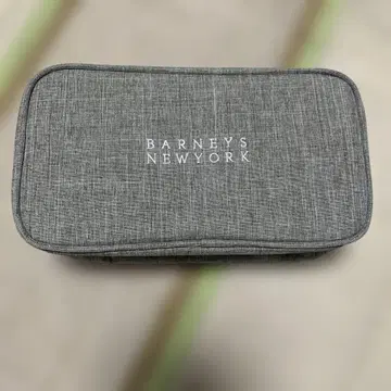 새상품 BARNEYS NEW YORK 파우치 바니스뉴욕