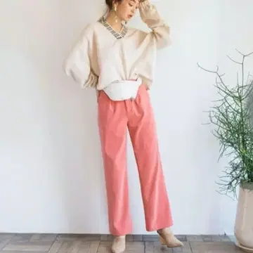 [ SeaRoomlynn ] 미사용 백 슬릿 스트레이트 팬츠