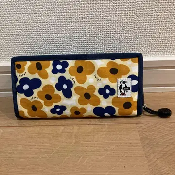 참스 꽃무늬 장지갑