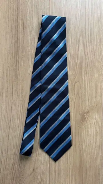 JUNKA SHIMADA 넥타이 네이비 스트라이프