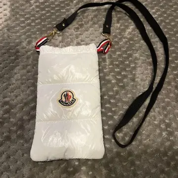 Moncler 화이트 다운 파우치
