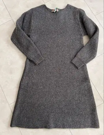 저스길리티 사이즈 2 니트 원피스